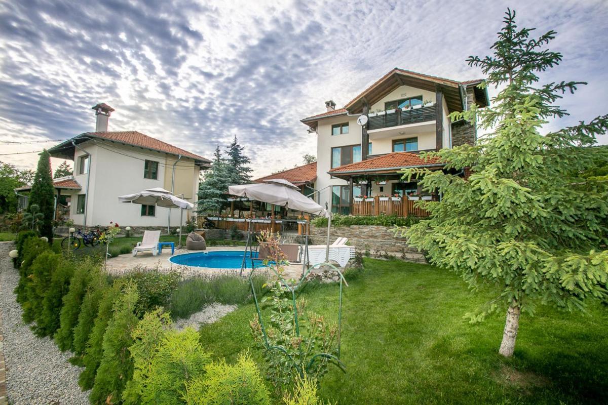 Vila Gardenia Gumoshtnik Exterior foto